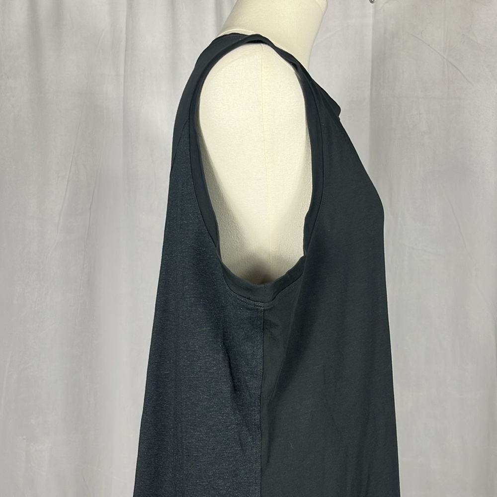 Lululemon LA Midi Dress in Black / Heather Core Black. - Picture 7 of 9